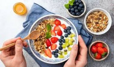 5 Makanan Pelancar Buang Air Besar yang Bisa Disantap Saat Sarapan