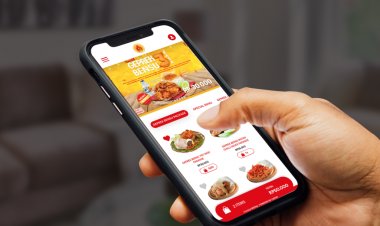 Cegah Covid-19, Restoran di Pekanbaru Ganti Buku Menu dengan Digital