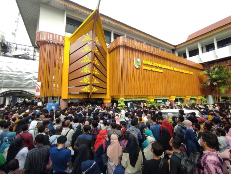 Cegah Penyebaran Covid-19, Disdukcapil Pekanbaru Maksimalkan Layanan Daring