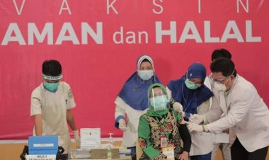 Hari Ini Vaksinasi Corona Tahap II di RSUD Arifin Ahmad Pekanbaru