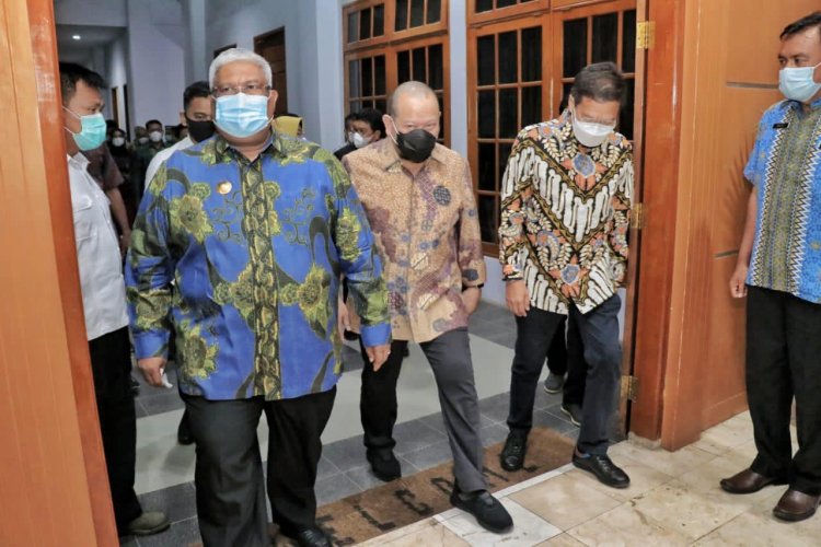 Ketua DPD RI Turut Dorong Pemanfaatan Aspal Buton