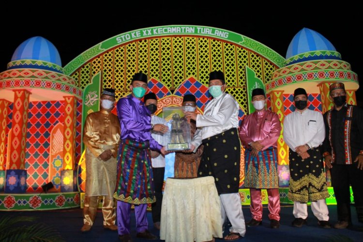 Bupati Alfedri Tutup STQ XX Tingkat Kecamatan Tualang Siak