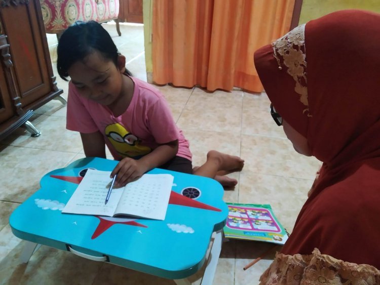 Pemko Pekanbaru Kembali Terapkan PJJ, Ortu Rela Rangkap Kerjaan