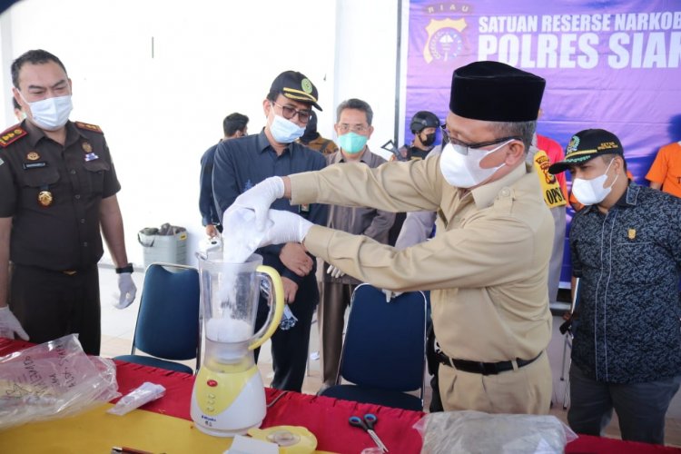 Sekdakab Siak Ajak Masyarakat Cegah Penyalahgunaan Narkoba