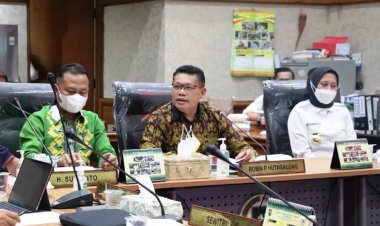 Komisi II DPRD Provinsi Riau Gelar Rapat Bahas Pengaduan Masyarakat Talang Mamak
