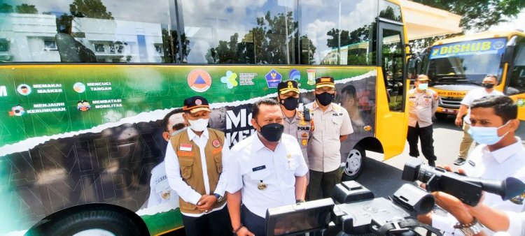 Bupati Kampar Resmi Luncurkan Bus Vaksin Keliling