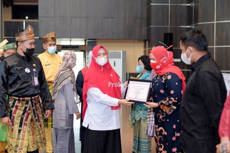 Peringati Milad Inhil ke-56, Ketua PMI Inhil Ajak Warga Mendonorkan Darah