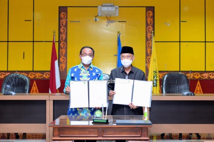 Tingkatkan SDM Berkualitas,  Pemkab Inhil Tandatangani MoU Dengan Unri