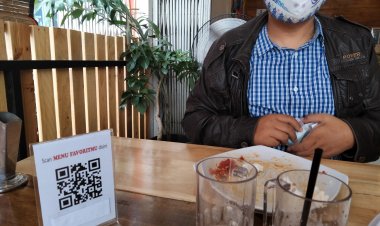 Pesan Menu tak Perlu Panggil Pelayan, Scan QR Code Saja