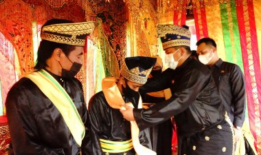 Bupati Siak Kukuhkan Lembaga Kerapatan Adat  Melayu  Kampung Tanjung Kuras