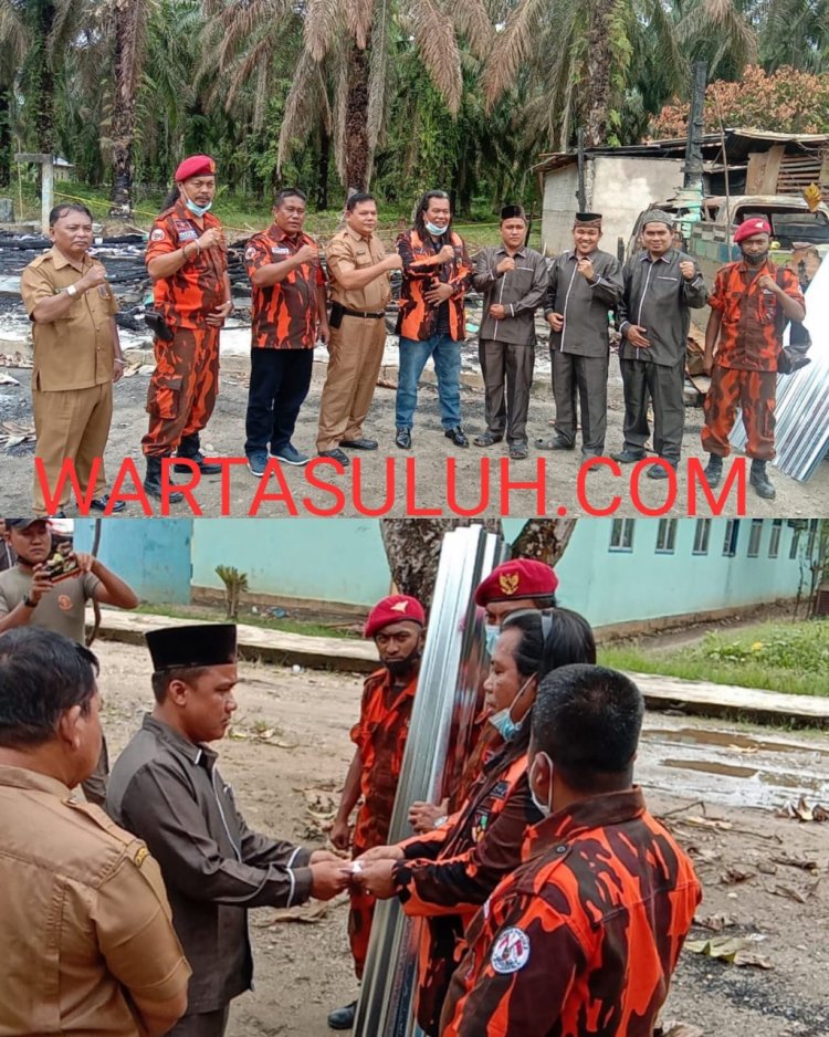 Pemuda Pancasila Rohul Salurkan Bantuan ke Ponpes Al Kahfi