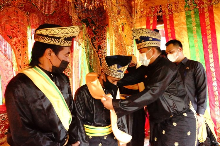 Bupati Siak Kukuhkan Lembaga Kerapatan Adat Melayu Kampung Tanjung Kuras