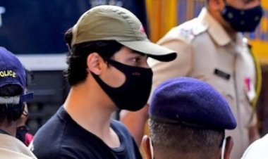Putra Mahkota Shah Rukh Khan, Aryan Khan Ditangkap di Pesta Narkoba
