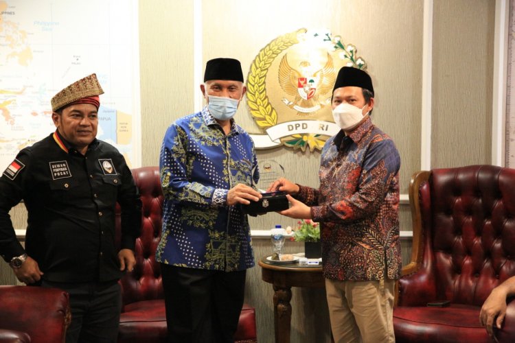 Dikunjungi Gubernur Sumbar, Sultan Nyatakan DPD RI Komitmen Dukung Agenda Pembangunan Daerah