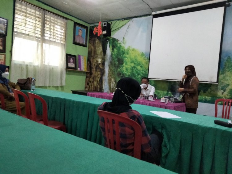 Kurangi Limbah Masker, Warga SDN 083 Dianjurkan Pakai Masker Cuci Pakai