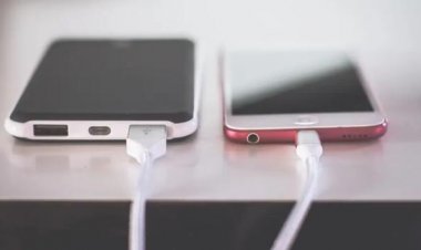 9 Penyebab Ponsel Cepat Panas yang Patut Diketahui Beserta Cara Mengatasinya