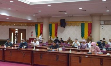 Bahas KUA PPAS APBD 2022, Ketua DPRD Provinsi Riau Pimpin Rapat Banggar