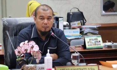 Diikuti 15 Orang Peserta, Komisi I DPRD Provinsi Riau Taja Seleksi Komisi Informasi