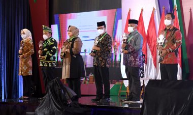 Pemkab Siak Peringkat keempat Kabupaten Terbaik Nasional