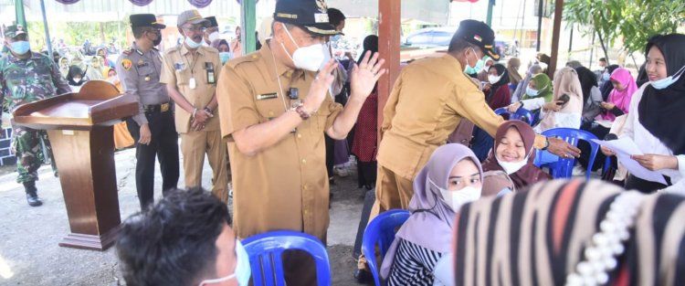 Wabup Inhil Gencarkan Vaksinasi Bagi Masyarakat