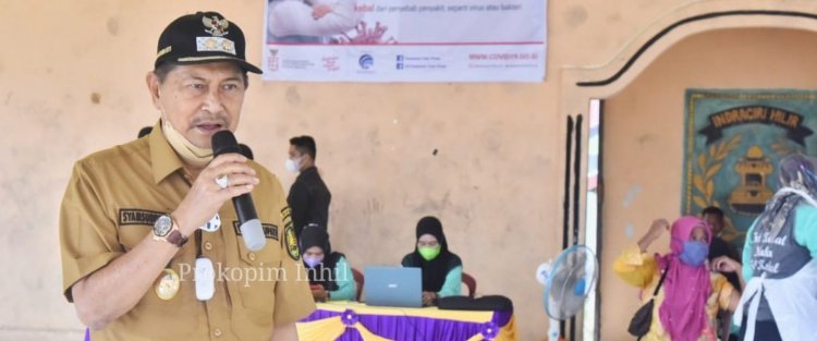 Lakukan Kunjungan Kerja Ke Teluk Pinang, Wabup Inhil Minta Masyarakat tak Takut Divaksin