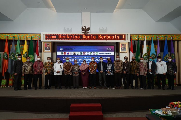Majukan Kualitas Pendidikan Tinggi, 15 PTS dan PTN Wilayah X Teken MoU dan MoA