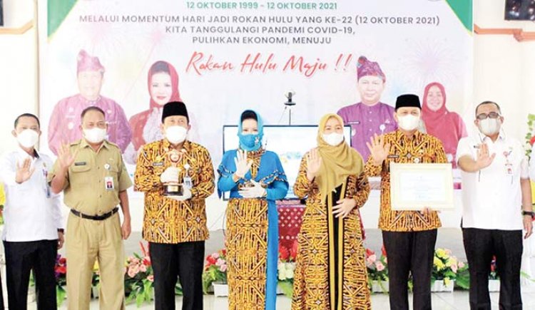 Komitmen Wujudkan Kesetaraan dan Keadilan Gender, Rohul Terima Penghargaan APE