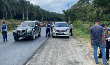 41 Unit Mobil Terjaring Razia Travel Ilegal Dishub Riau