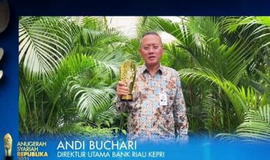 Bank Riau Kepri Raih Anugerah Syariah Republika 2021
