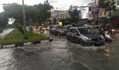Hujan Deras di Riau Hari Ini Mulai Pagi Hingga Dini Hari