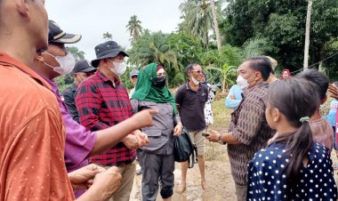 Ketua Baguna PDI-P Riau Salurkan 200 Paket Bantuan untuk Korban Banjir Pasir Pengaraian