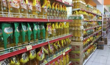 Jokowi Pinta Stabilkan Harga Minyak Goreng