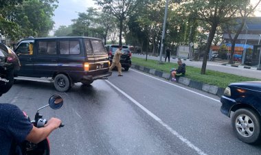 Hati-hati Lewat Jalan Arifin Ahmad Pekanbaru, Ceceran Solar Picu Banyak Kecelakaan