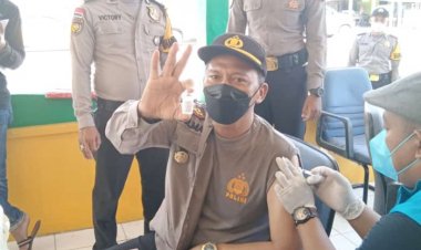 Kapolsek Bantan Gelar Vaksinasi Booster Perdana