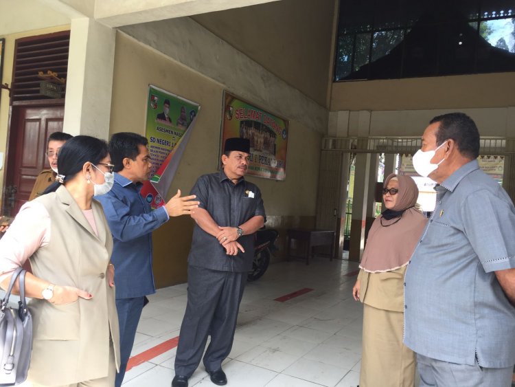 DPRD Pekanbaru Tolak Alih Fungsi SDN 001 Senapelan Jadi Pasar