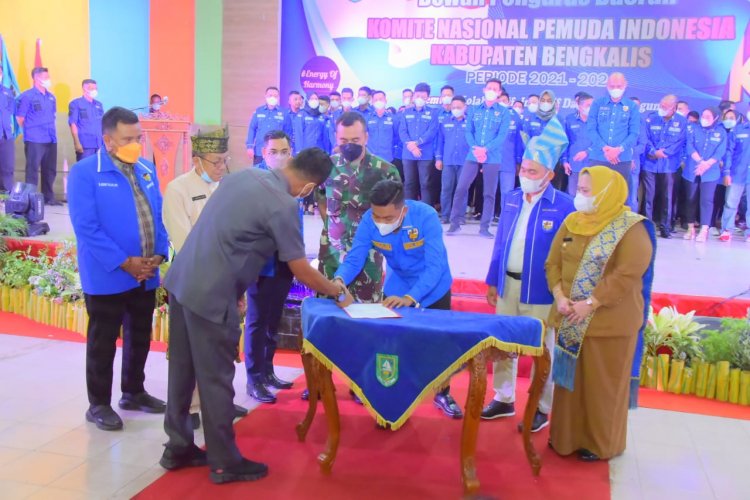 Bupati Bengkalis Ajak Pengurus KNPI Bersinergi Membangun Negeri