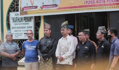 PC FSP Pariwisata dan LAMR Pekanbaru Berziarah ke Komplek Makam Sultan Muhammad Ali Abdul Jalil Muazzam Syah
