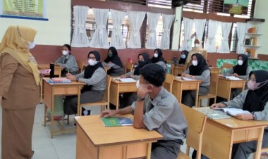 Covid-19 Mengganas, PTM Terbatas di Dikmen Dihentikan Sampai 21 Februari