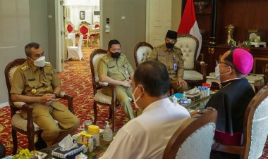 Pesan Damai Pertemuan Keuskupan Padang - Sumbar Riau Dengan Gubri