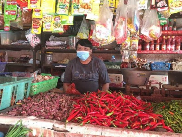 Harga Minyak dan Komoditas Lainnya Melonjak di Tengah Aksi Jual Saham Global