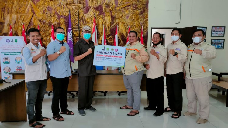 Kwarda Riau Terima Donasi Bencana Gempa Pasaman Barat dari Kwarcab Rokan Hulu