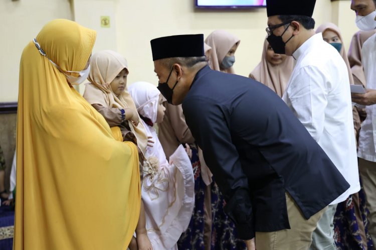 Karyawan PTPN V Salurkan Santunan Rp25 Juta untuk Anak Yatim
