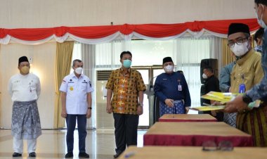 Disaksikan Gubri, Penandatanganan Komitmen Dukung Program P3DN Kegiatan OPD Resmi Dilakukan