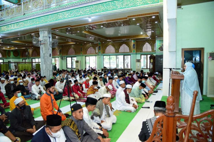 Shalat Ied Idul Fitri 1443 Hijriah, Bupati Bengkalis Ajak Masyarakat Hilang Sikap dan Peilaku Buruk