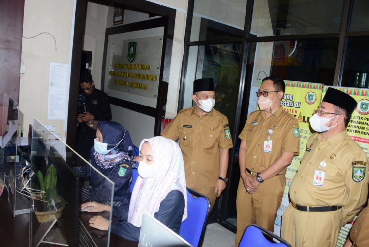 Sidak ke Kantor OPD, Wakil Bupati Bengkalis Pastikan Kehadiran Pegawai Pasca Libur Idul Fitri