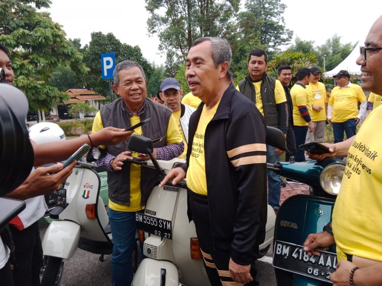Ikuti Morning Ride Bersama Insan Pers, Gubri Tunggaki Vespa Bersejarah