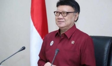 Jokowi Sebut Pengganti Tjahjo Kumolo sebagai Menpan RB Masih Dalam Proses