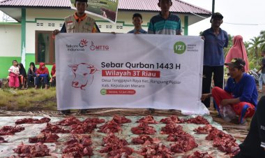 Telkomgroup dan IZI Perwakilan Riau sebar qurban 1443H di pedalaman Kepulauan Meranti