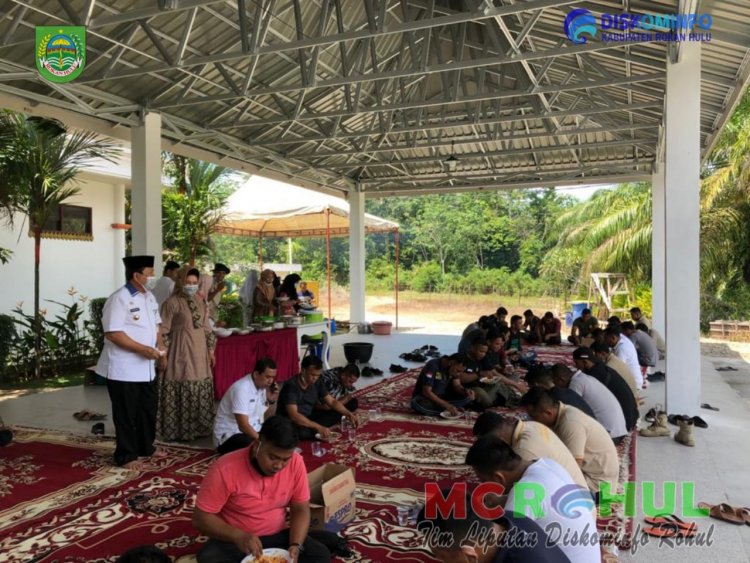 Bupati Rohul Bangga Jumlah Masyarakat Berkurban Meningkat Tahun Ini