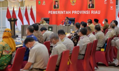 Komitmen Pemprov Riau Dalam Pemberantasan Korupsi